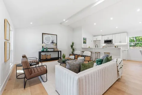 $699,990 | 8414 Briarwood Lane, Austin, TX 78757