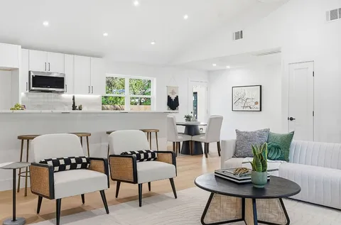 $699,990 | 8414 Briarwood Lane, Austin, TX 78757