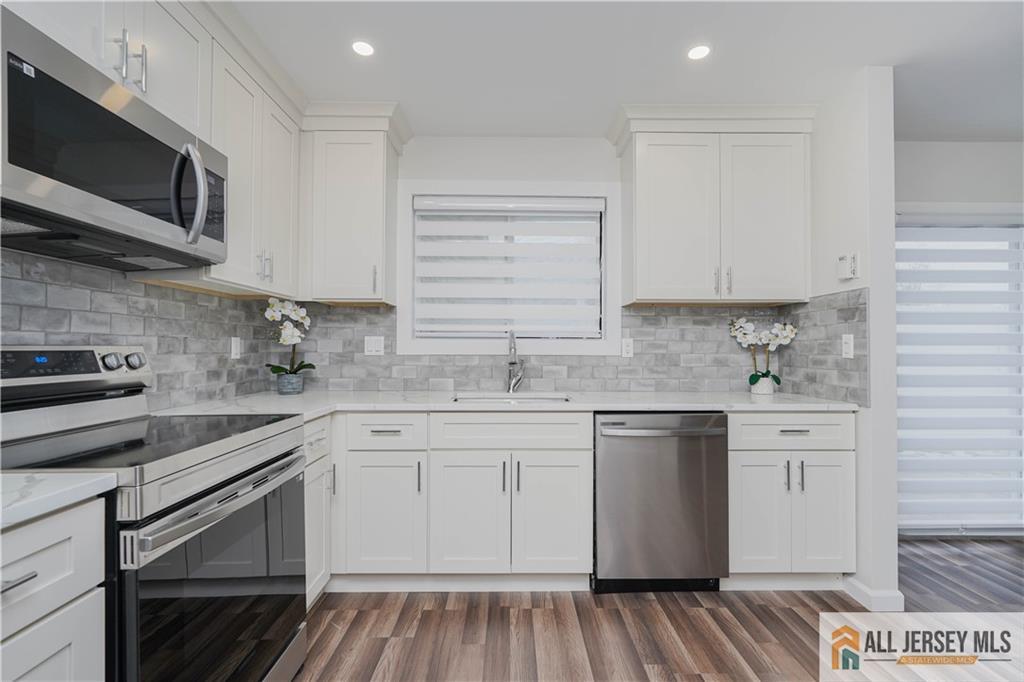 803A Pompton Road, Unit C Monroe Township, NJ 08831 - Photo 4 of 36 Gallery Image 4