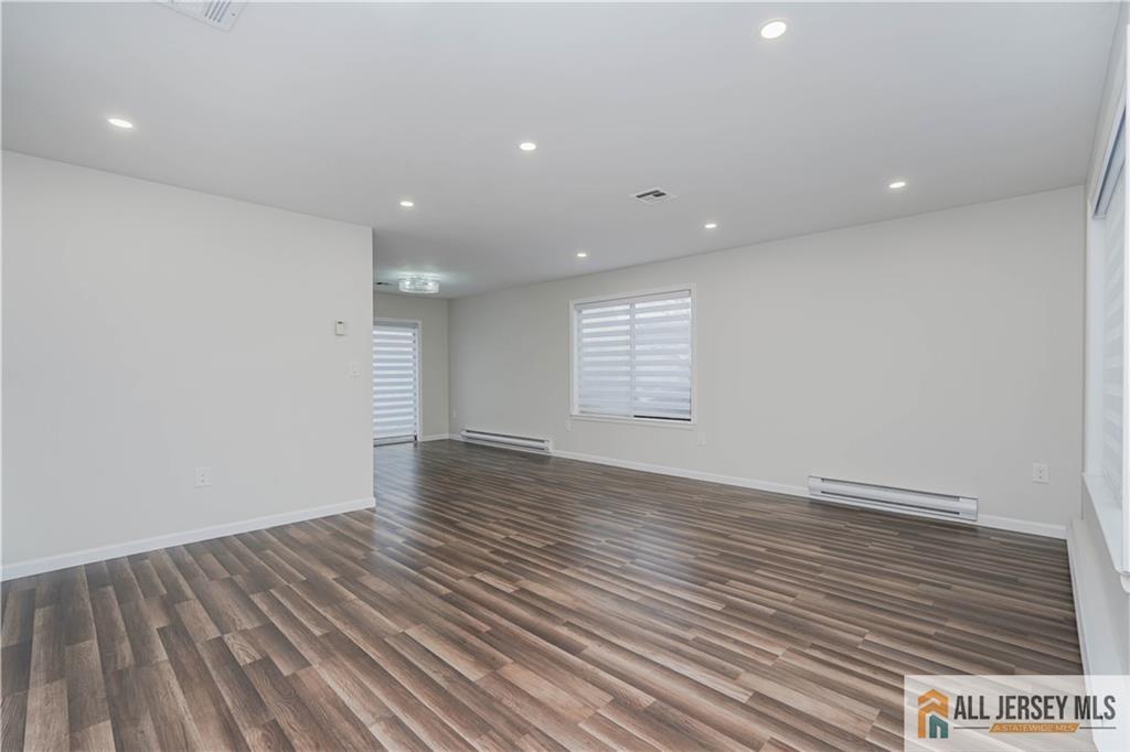803A Pompton Road, Unit C Monroe Township, NJ 08831 - Photo 9 of 36 Gallery Image 9
