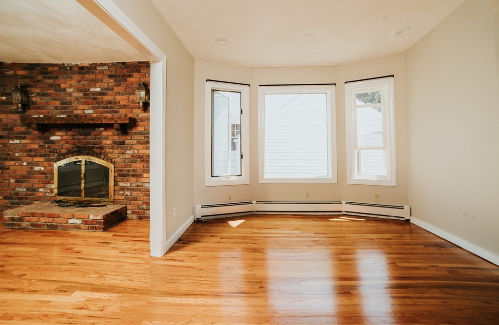 35 Sharon Road Quincy, MA 02171 - Photo 5 of 16 Gallery Image 5