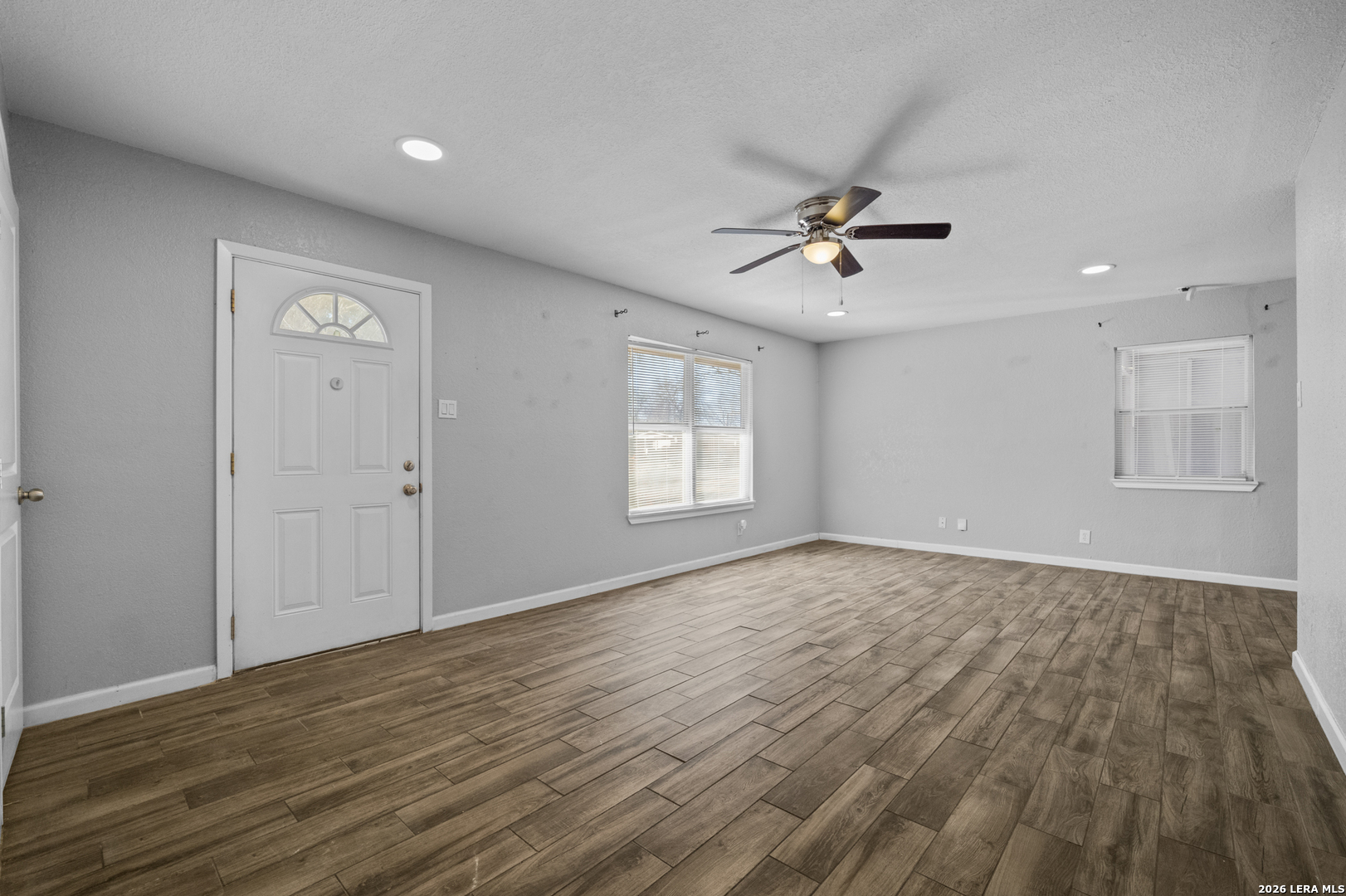 339 Creath Place San Antonio, TX 78221 - Photo 6 of 26