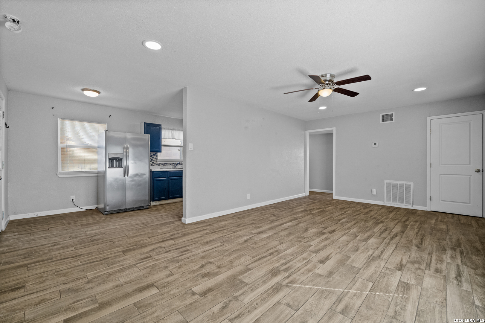 339 Creath Place San Antonio, TX 78221 - Photo 8 of 26