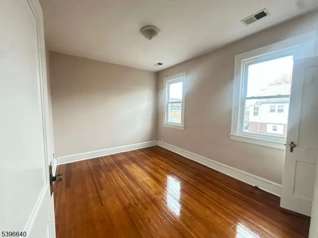 $2,700 | 322 Ashton Avenue, Linden, NJ 07036