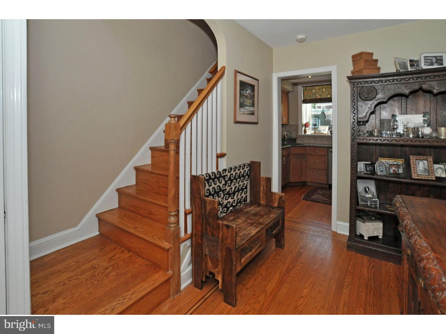 712 Brooke Road Glenside, PA 19038 - Photo 4 of 24 Foyer