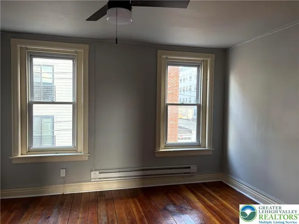 $2,100 | 948 West Maple Street, Allentown, PA 18101