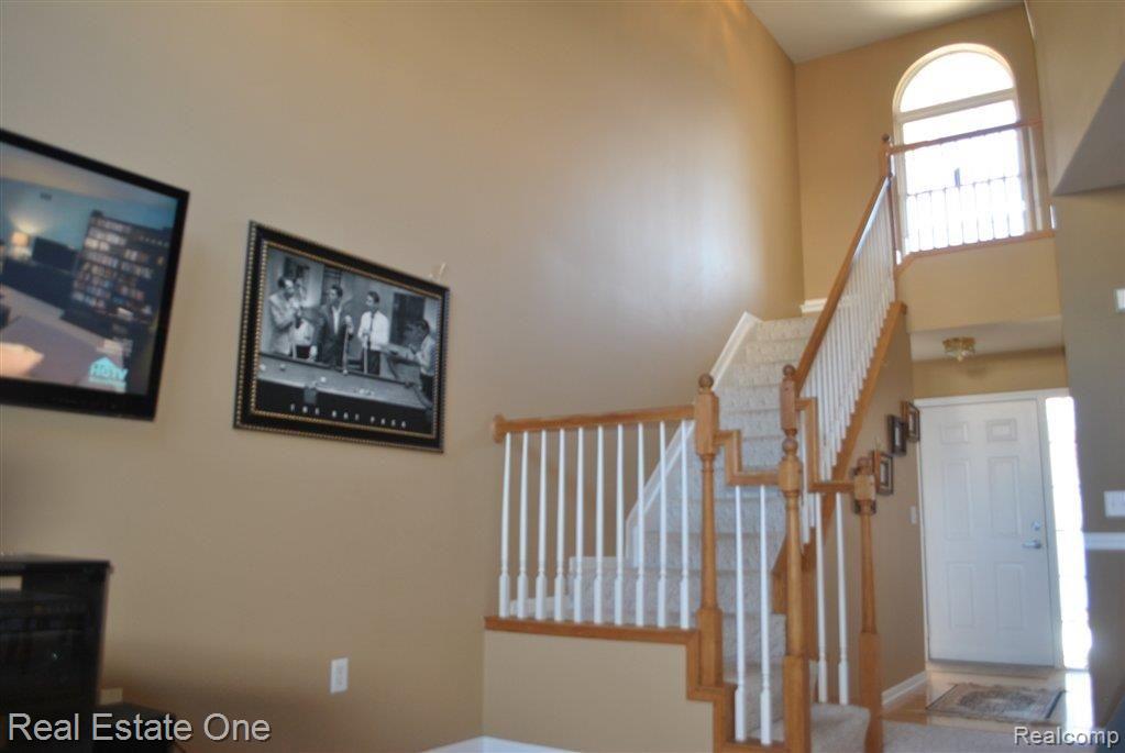 41829 Mitchell Road Novi, MI 48377 - Photo 12 of 21 Staircase 2.JPG