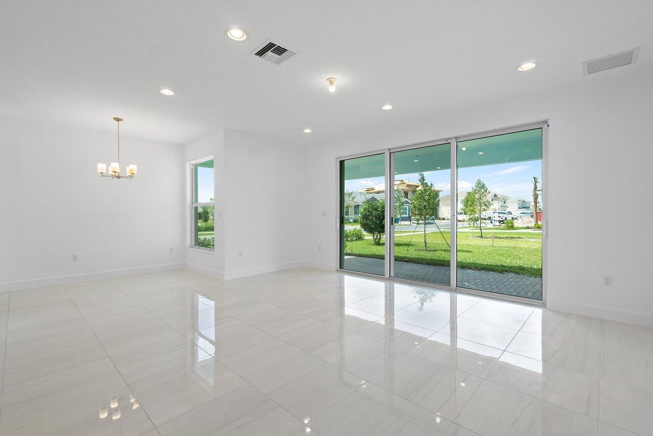 19159 Rolling Acrs Road Loxahatchee, FL 33470 - Photo 11 of 35 Living View