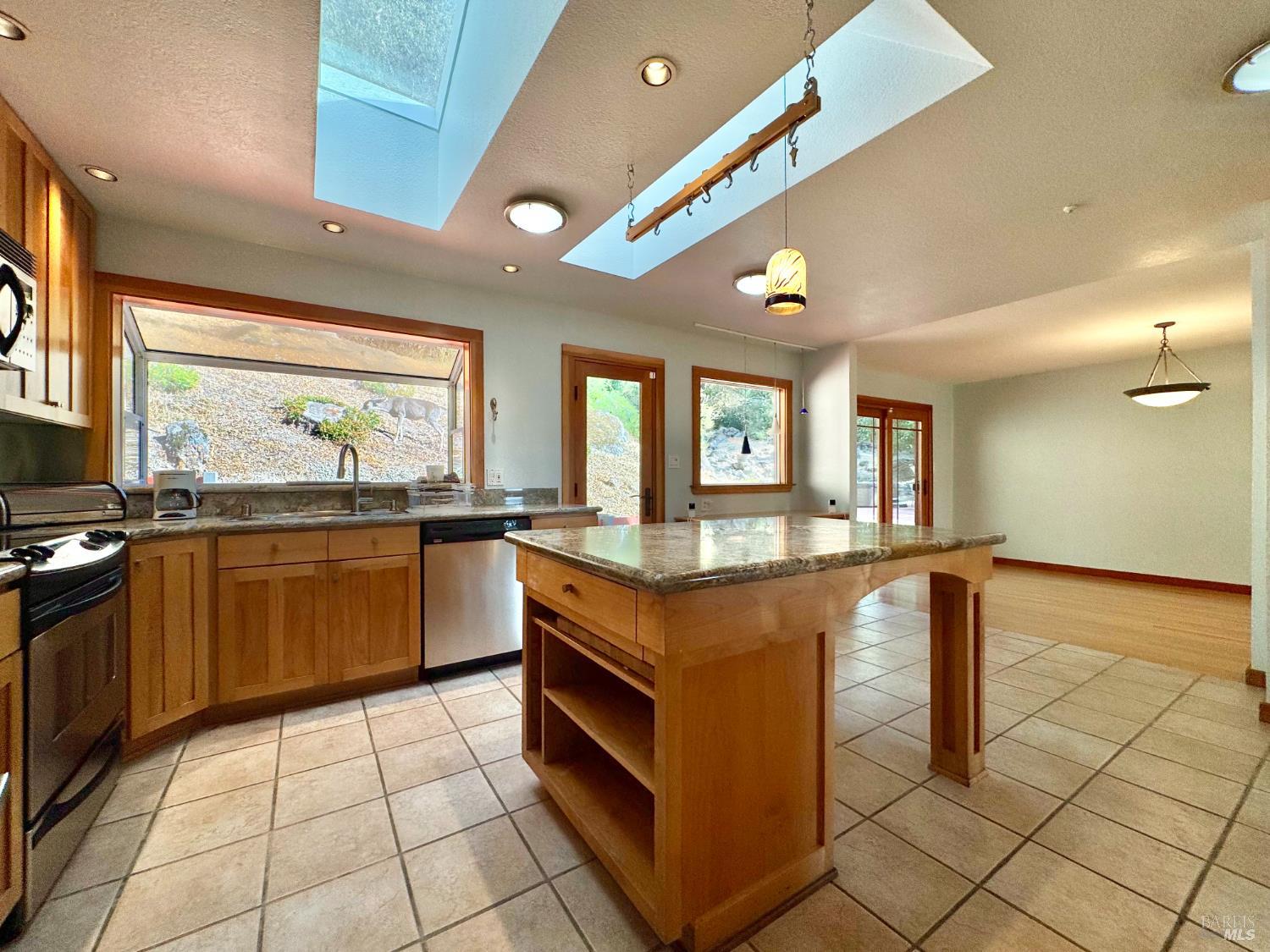 1776 Partrick Road Napa, CA 94558 - Photo 11 of 46