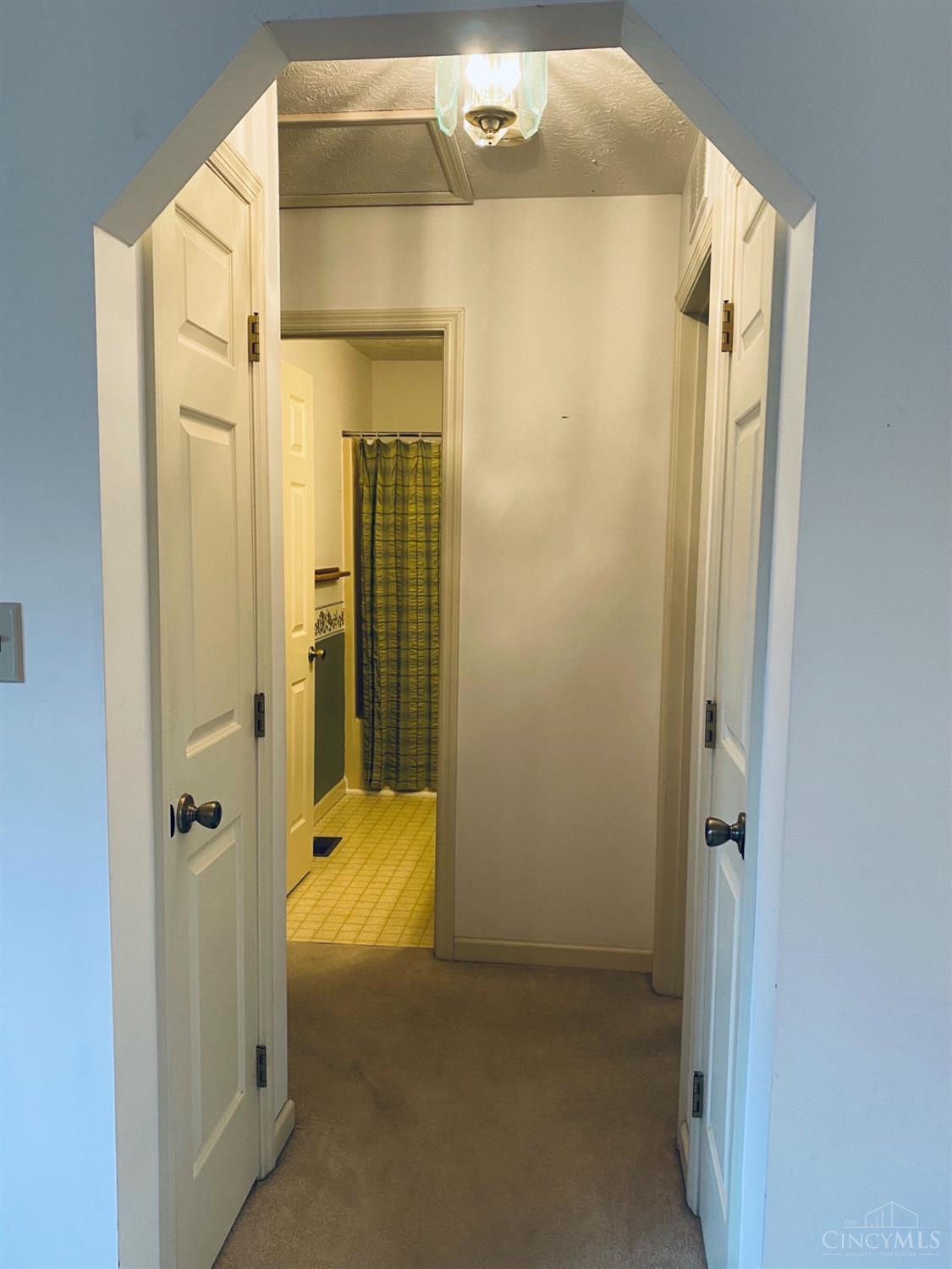 5018 Rosedale Road Middletown, OH 45042 - Photo 11 of 20 Gallery Image 11