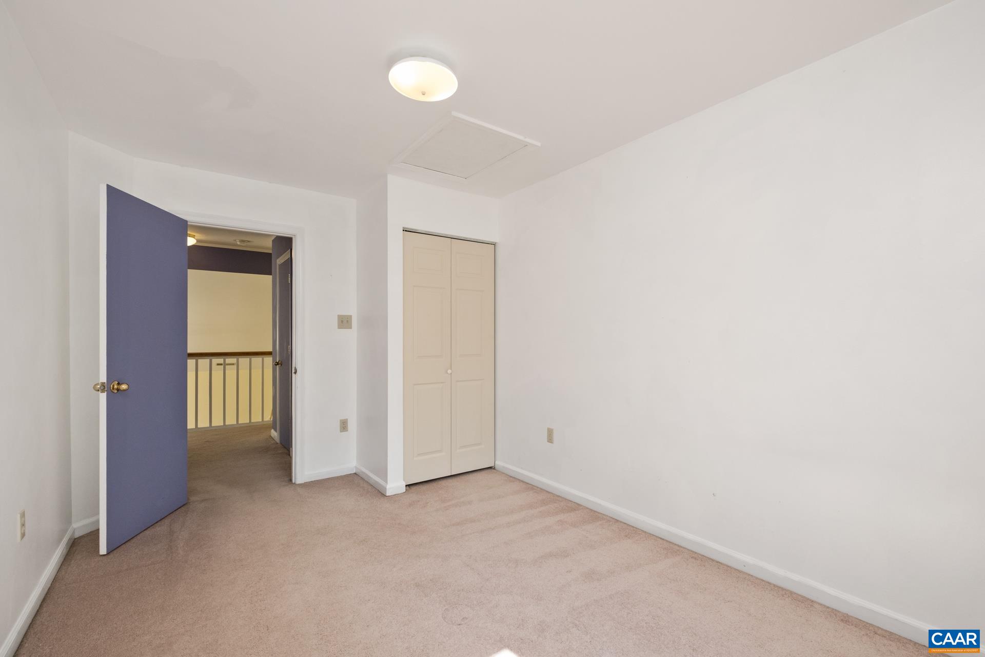 326 Riverside Avenue Charlottesville, VA 22902 - Photo 19 of 38 an empty room with closet area