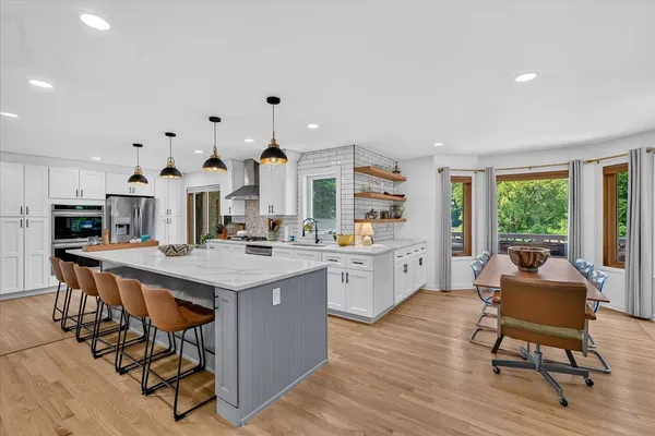 $775,000 | 1416 Kings Lynn Road, Stoughton, WI 53589