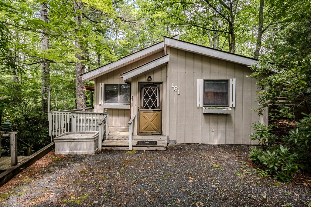 161 Ash Loop Newland, NC 28657 - Photo 1 of 33