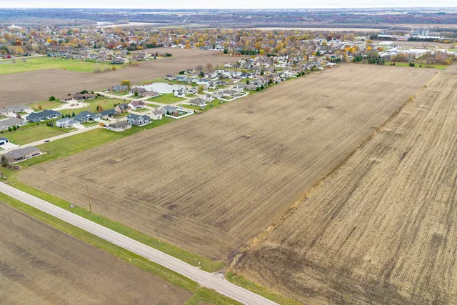 $1,440,000 | 0 Shooting Park Road, Peru, IL 61354