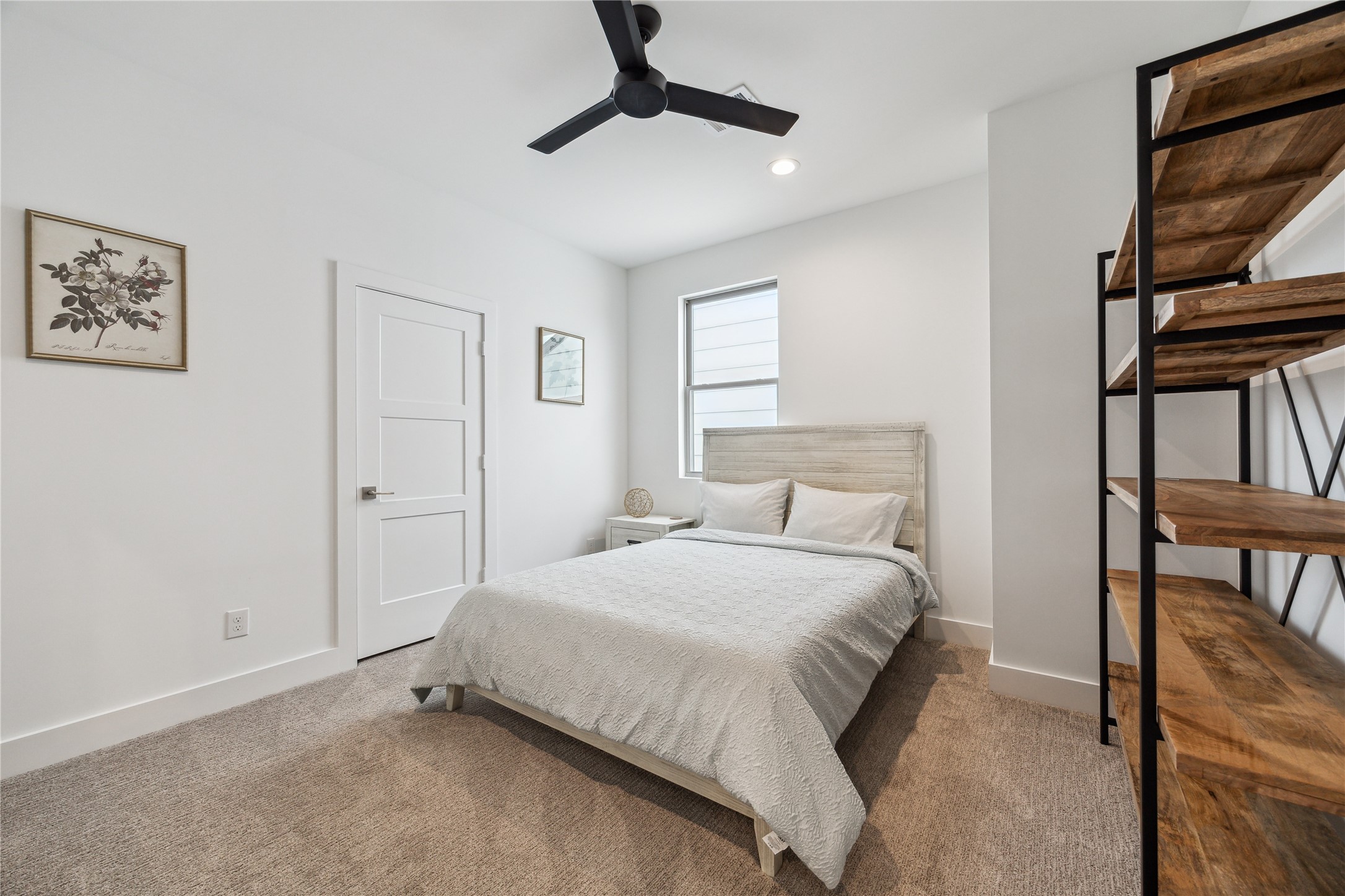 2012 Welch Street Houston, TX 77019 - Photo 12 of 16 Gallery Image 12
