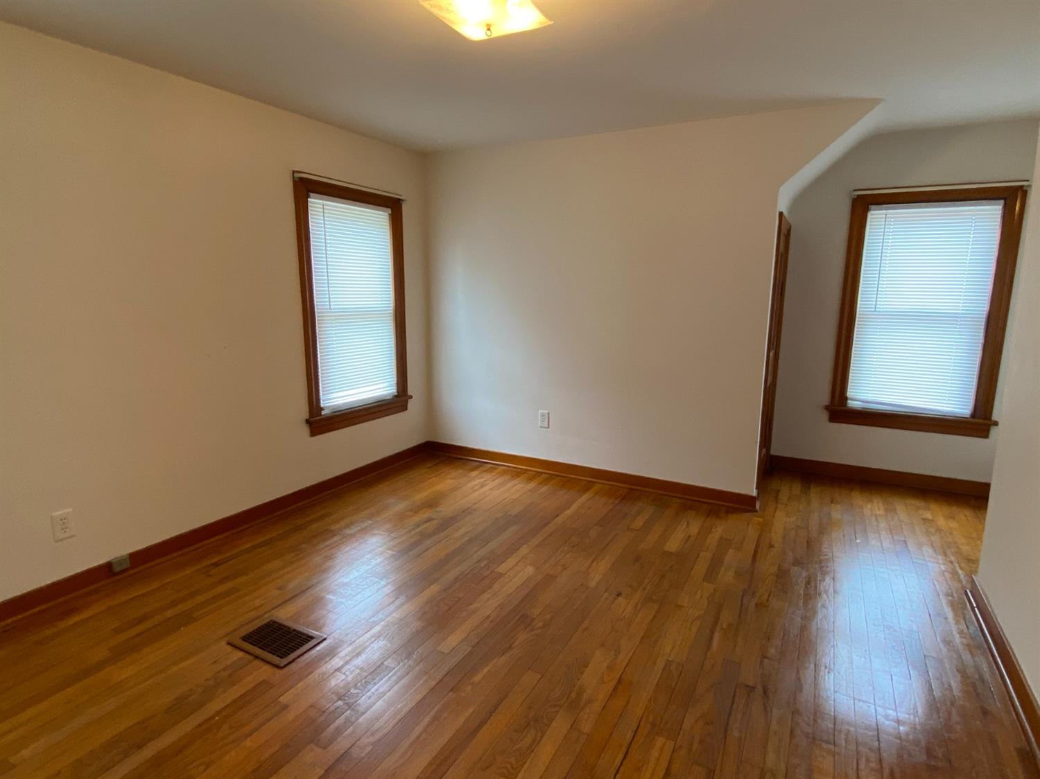 442 North Rensselaer Street Griffith, IN 46319 - Photo 15 of 28 1500x1124
