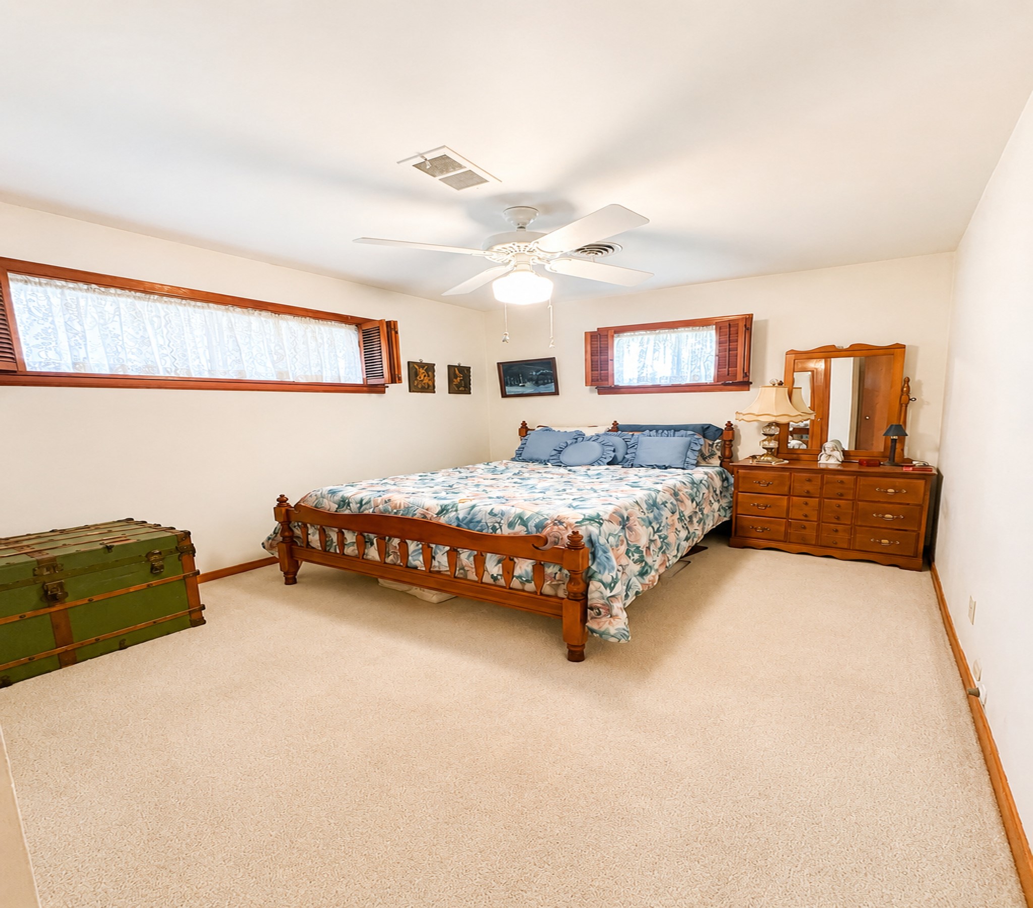 317 Richmond Street Angleton, TX 77515 - Photo 7 of 13