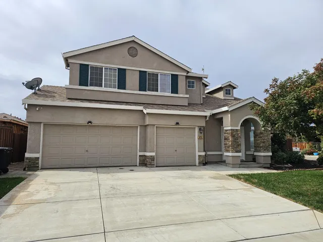 $650,000 | 13721 Santa Lucia Drive, Gustine, CA 95322