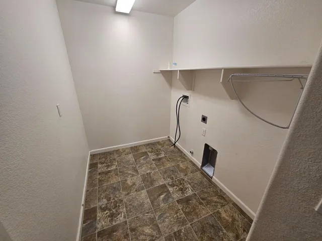 $650,000 | 13721 Santa Lucia Drive, Gustine, CA 95322