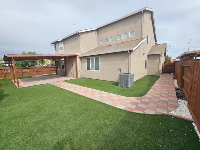 $650,000 | 13721 Santa Lucia Drive, Gustine, CA 95322