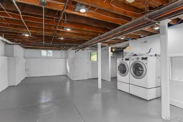 $750,000 | 7118 Pershing Avenue, University City, MO 63130