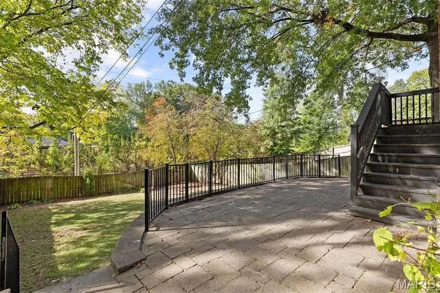 $750,000 | 7118 Pershing Avenue, University City, MO 63130