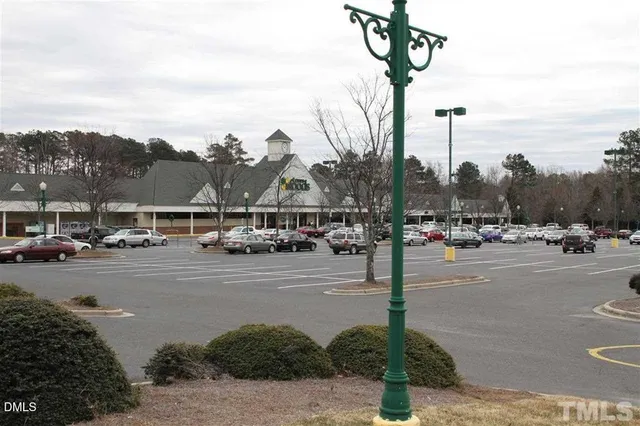 $1,825 | 245 Plaza Drive, Chapel Hill, NC 27517