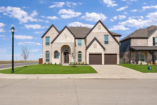 $4,295 | 3743 Milwaukee Avenue, Midlothian, TX 76065