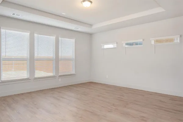 $4,295 | 3743 Milwaukee Avenue, Midlothian, TX 76065