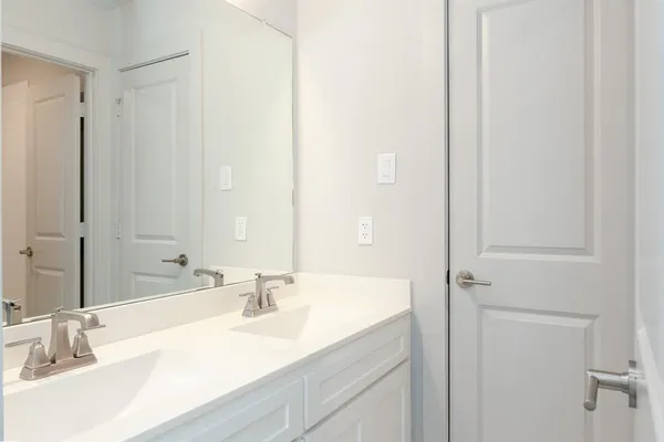 $4,295 | 3743 Milwaukee Avenue, Midlothian, TX 76065