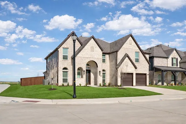 $4,295 | 3743 Milwaukee Avenue, Midlothian, TX 76065