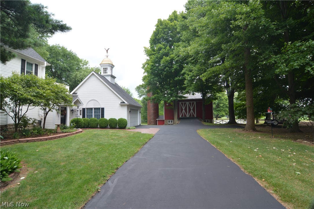 2182 North Ridge Road Vermilion, OH 44089 - Photo 8 of 31