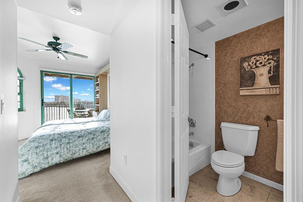 301 North Birch Road, Unit 6S Fort Lauderdale, FL 33304 - Photo 15 of 20 a bathroom with a granite countertop toilet and a sink