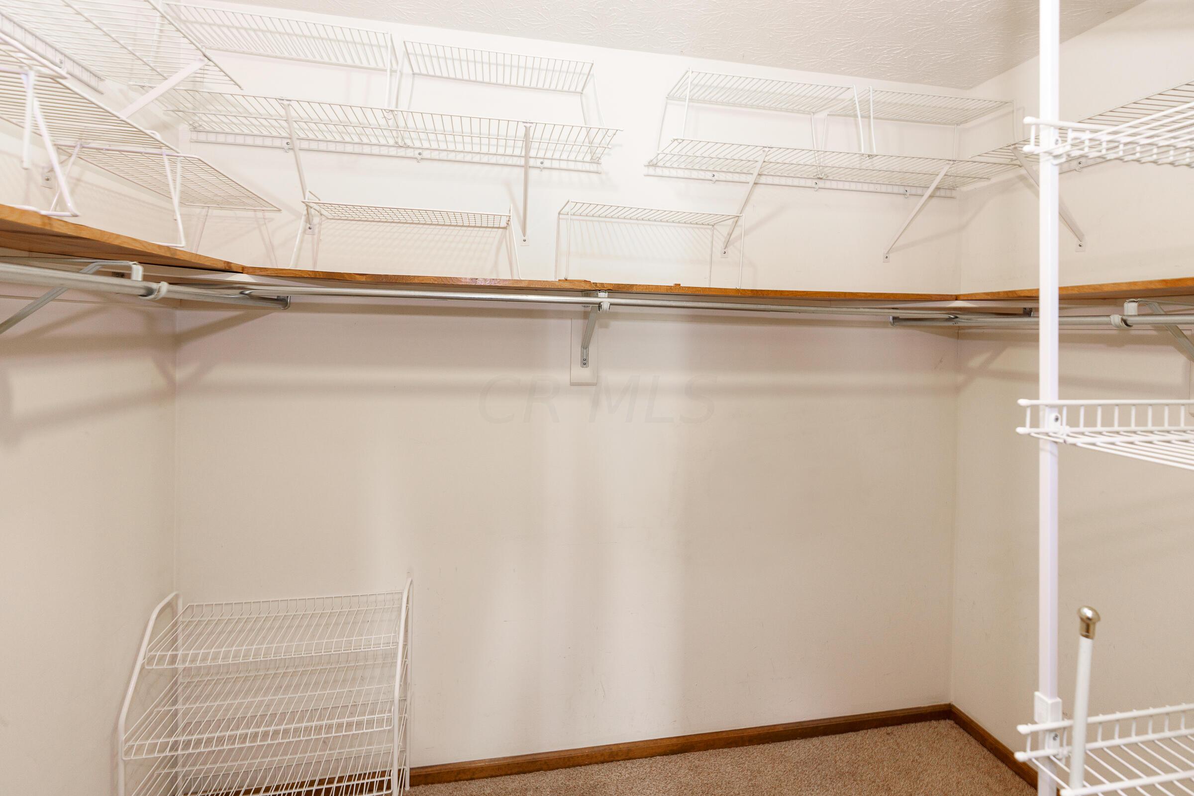5277 Ruthton Road, Unit 22 Columbus, OH 43220 - Photo 20 of 33 5277 Ruthton Rd-35