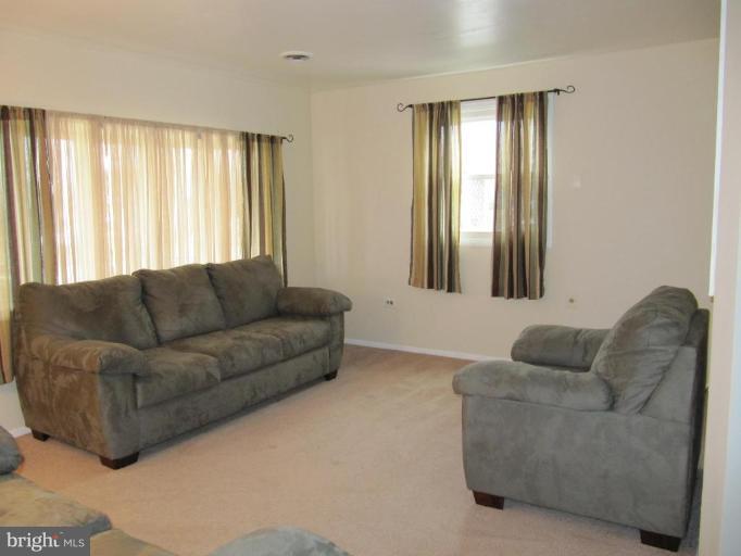 50 Torque Way Middle River, MD 21220 - Photo 6 of 11 Living Room
