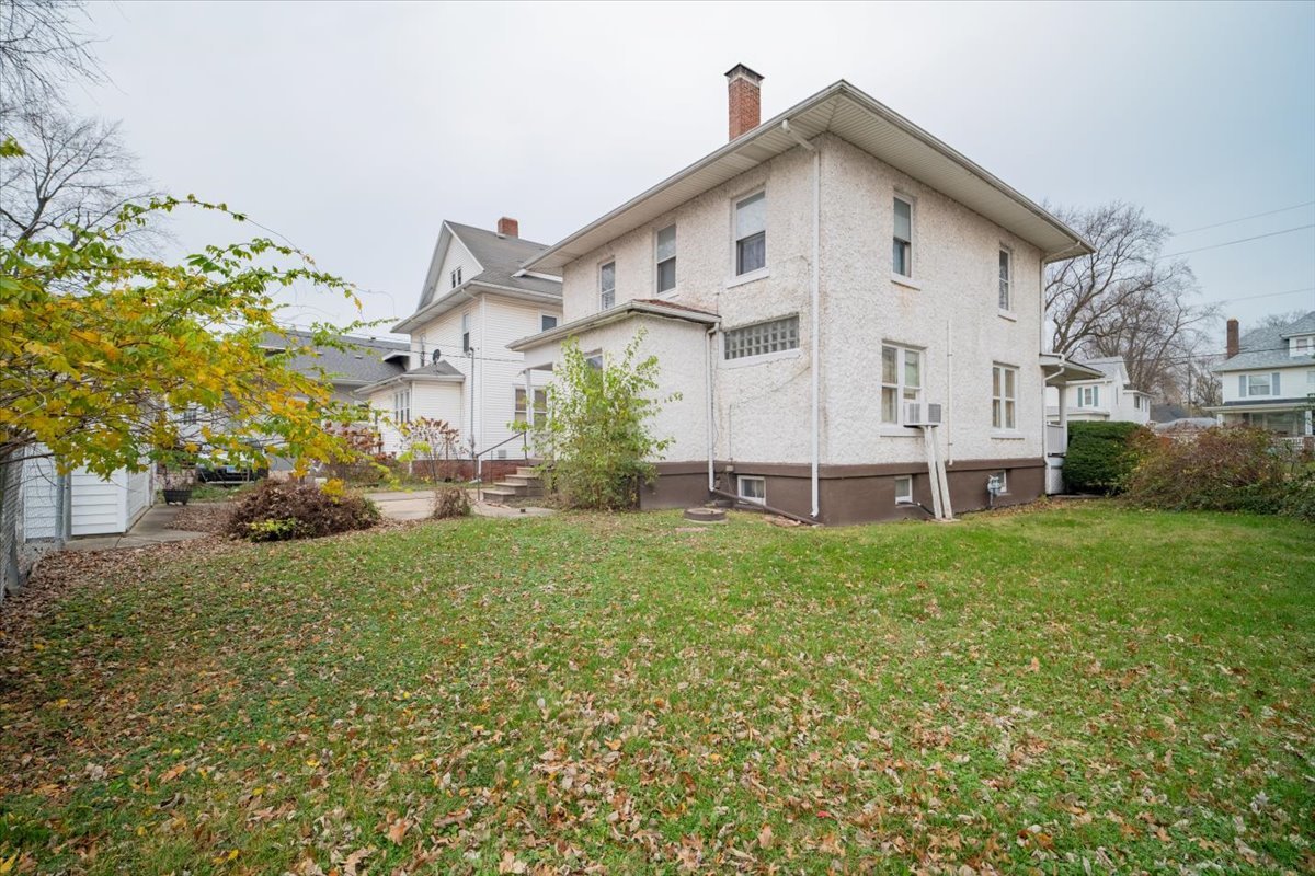 616 West Main Street Clinton, IL 61727 - Photo 9 of 40 Gallery Image 9