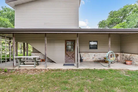 $675,000 | 907 Horace Howard Drive, San Marcos, TX 78666