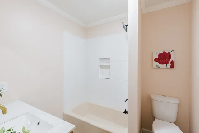 $225,000 | 17666 Highway 37, Johnston City, IL 62951