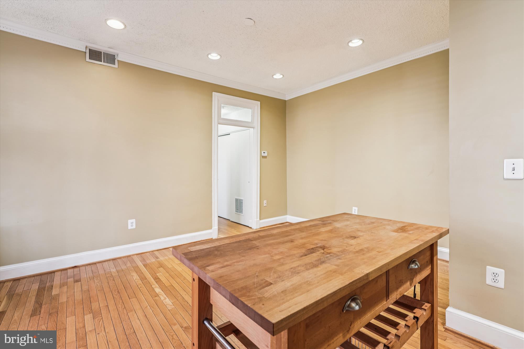 1401 Columbia Road Northwest, Unit 209 Washington, DC 20009 - Photo 10 of 34 a view of utility room