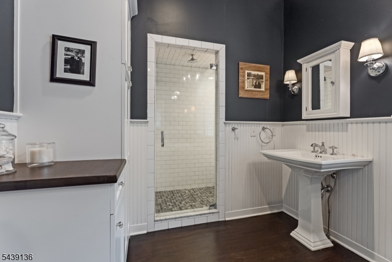 11 Red Oak Row Chester, NJ 07930 - Photo 20 of 50