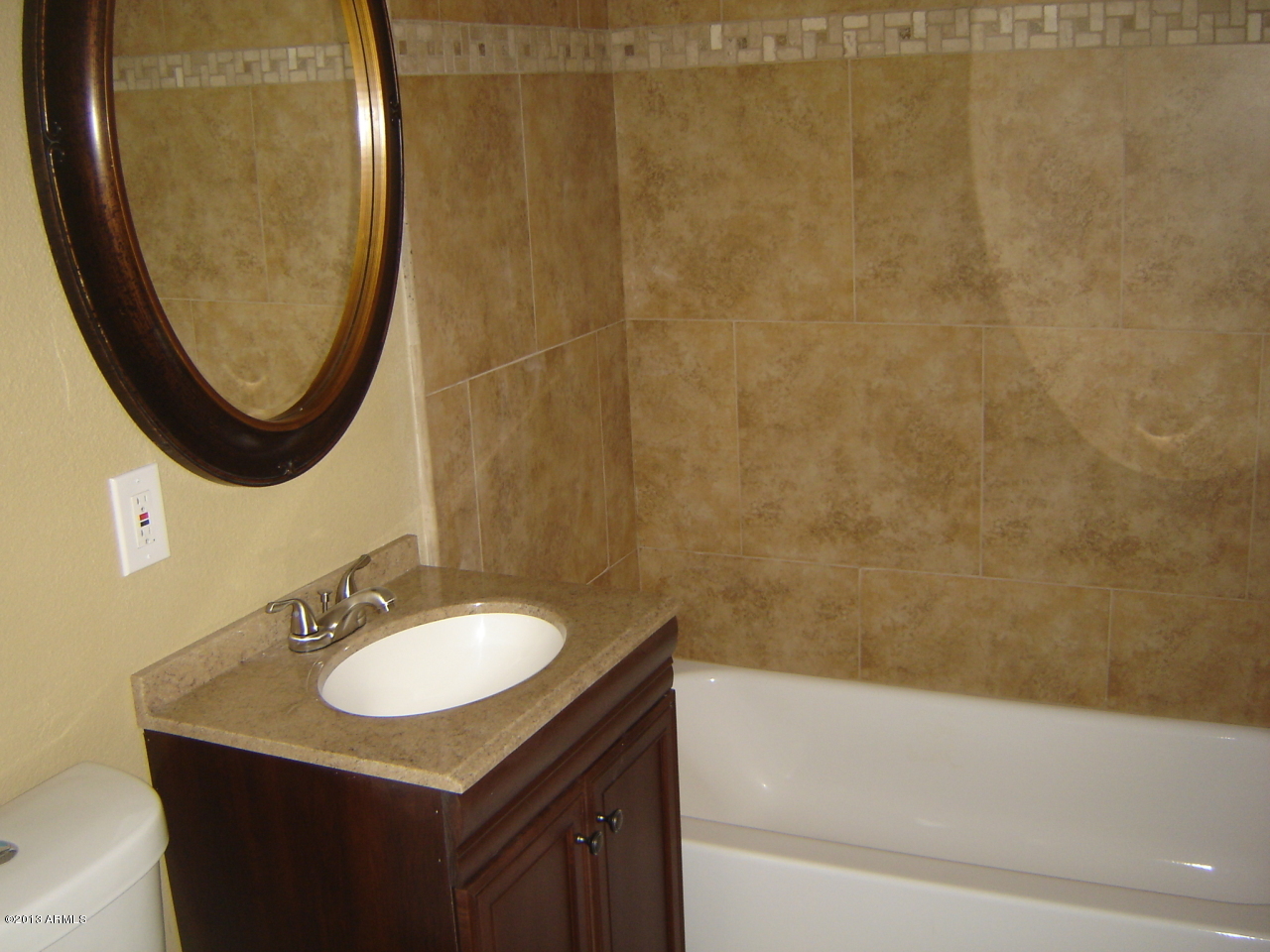 4636 East Coronado Road Phoenix, AZ 85008 - Photo 20 of 31 Guest Bath