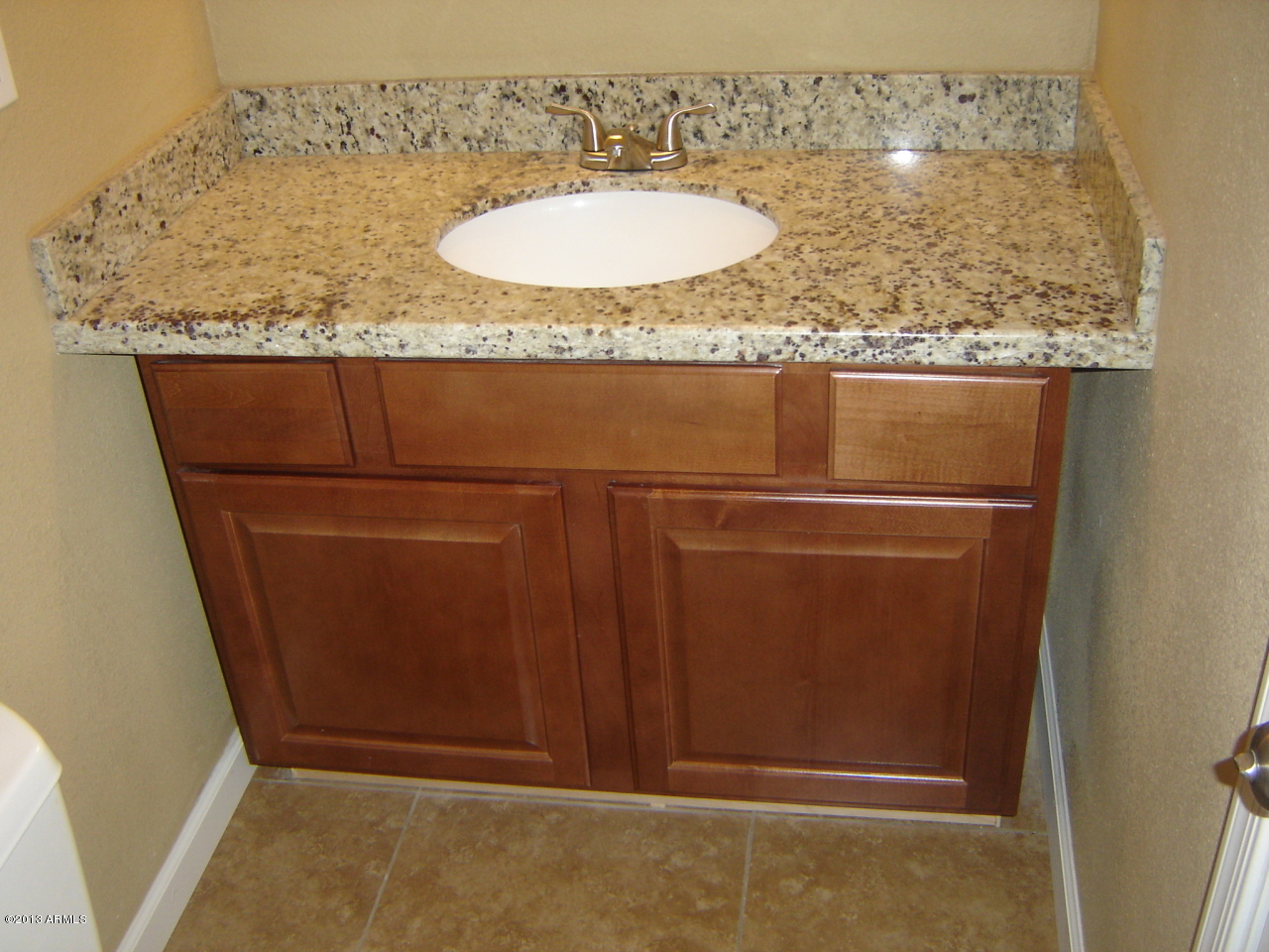 4636 East Coronado Road Phoenix, AZ 85008 - Photo 26 of 31 Master Vanity with Granite counter