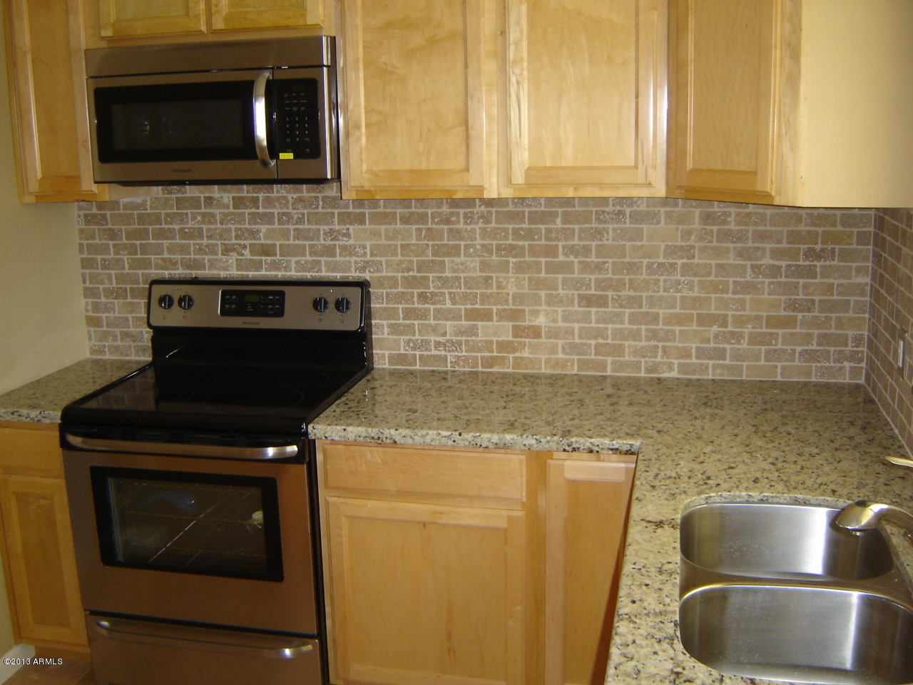 4636 East Coronado Road Phoenix, AZ 85008 - Photo 6 of 31 New Range, Microwave,Sink,Dishwasher