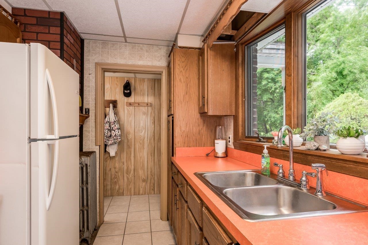 3-5 Brook Street Rochester, NH 03867 - Photo 6 of 39