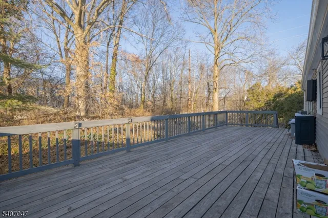 a picture of a black and white wall