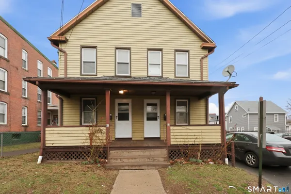 $1,900 | 94 Liberty Street, Middletown, CT 06457