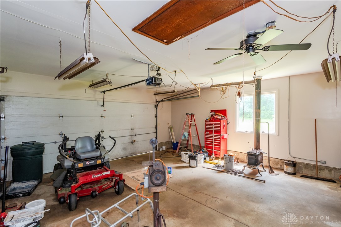 2473 Linebaugh Road Xenia, OH 45385 - Photo 37 of 69