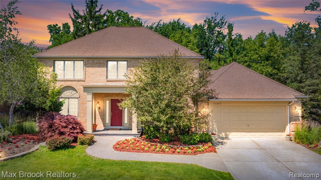 31223 Country Ridge Circle Farmington Hills, MI 48331 - Photo 1 of 62