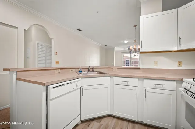$1,350 | 13810 Sutton Park Drive North, Unit 625, Jacksonville, FL 32224