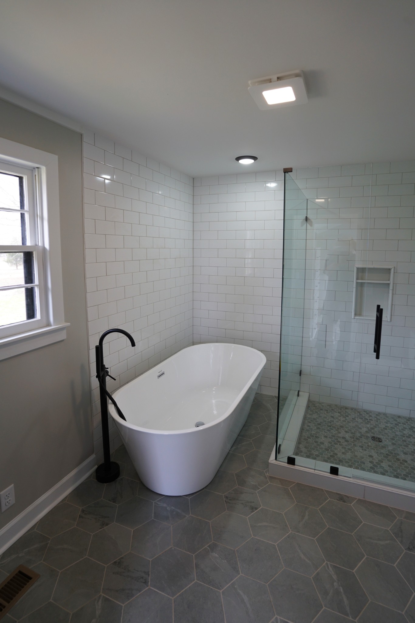 1021 Liberty Road Charlotte, TN 37036 - Photo 30 of 42